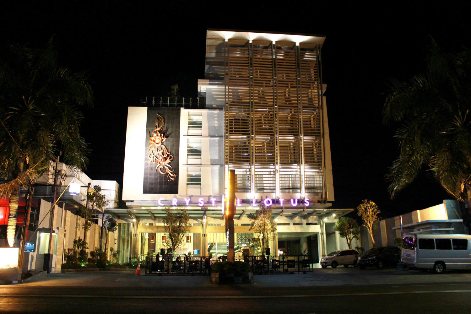 Crystal Lotus Hotel Yogyakarta Melati Exterior foto